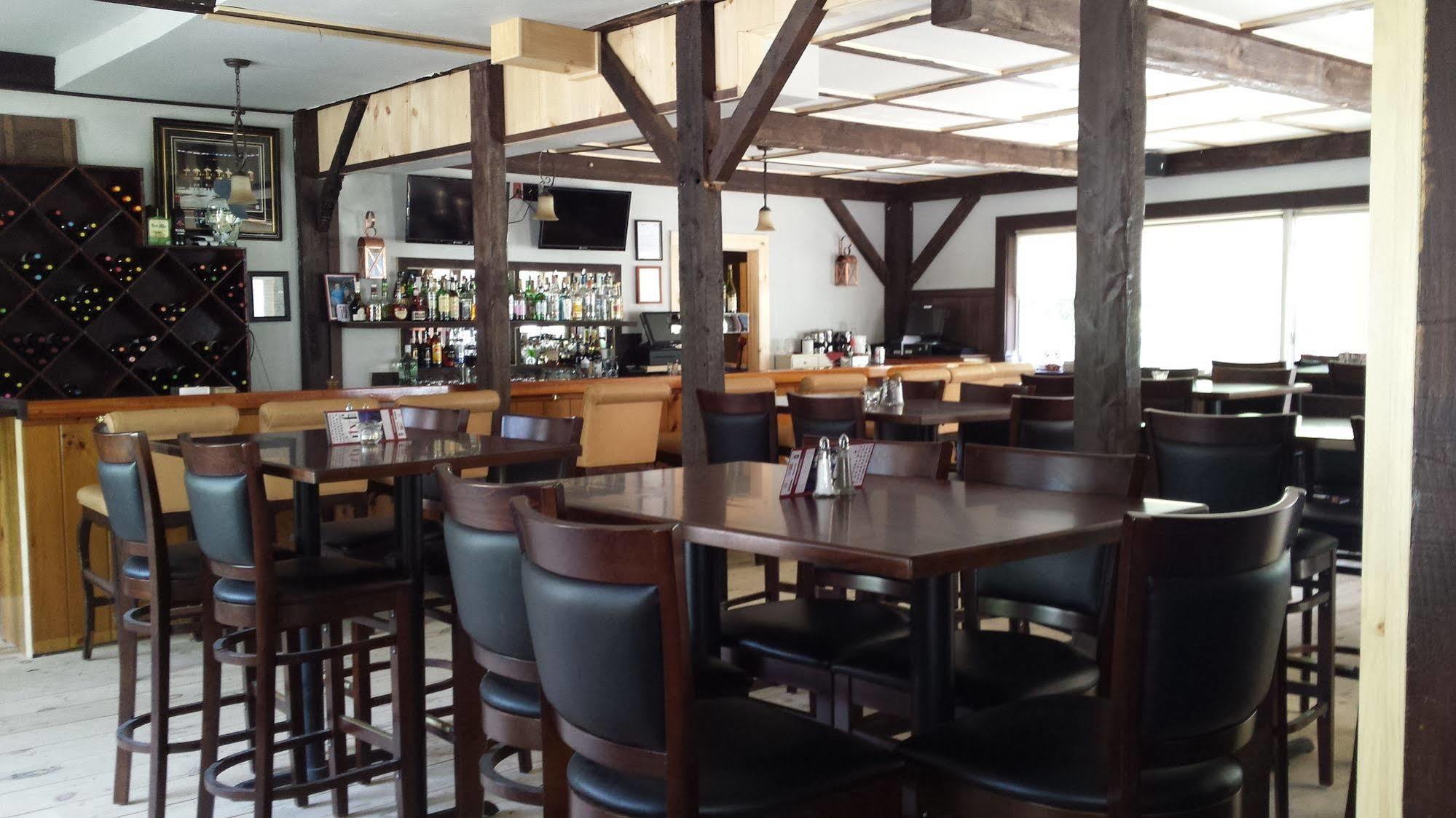 West Dover Inn ภายนอก รูปภาพ